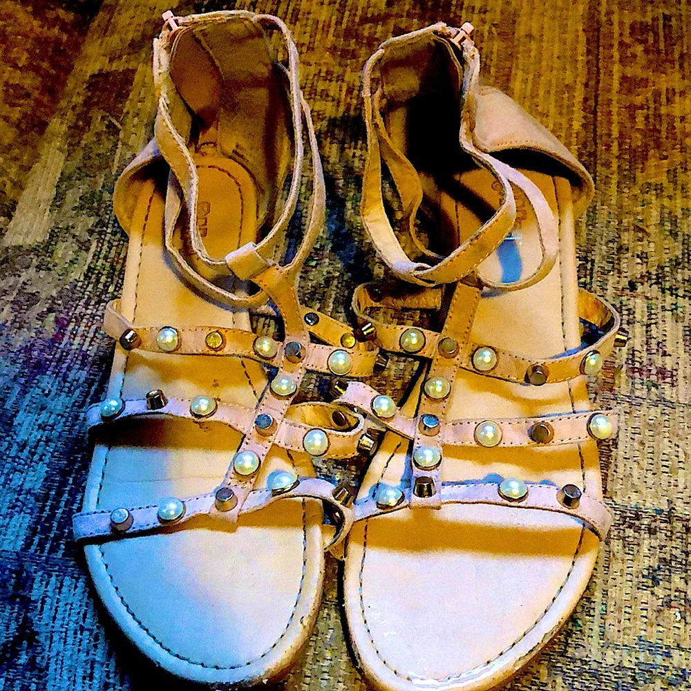 Got these shoes at kohls for $70 barely worn them so I gotta sell them!!…
